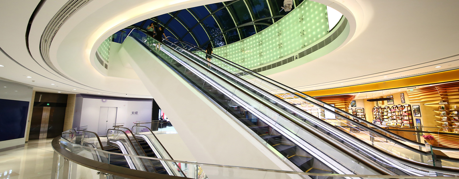 自動扶梯/人行步道