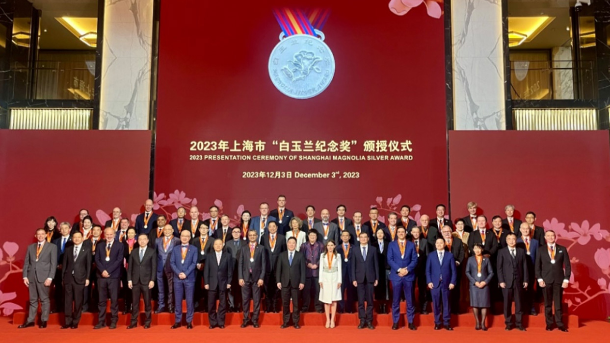 喜報(bào) 東芝電梯野杁朗友先生榮獲2023年上海市“白玉蘭紀(jì)念獎”